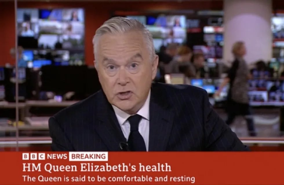 La BBC fue la primera en informar acerca de la muerte de la reina Isabel II. Foto: Captura TV.