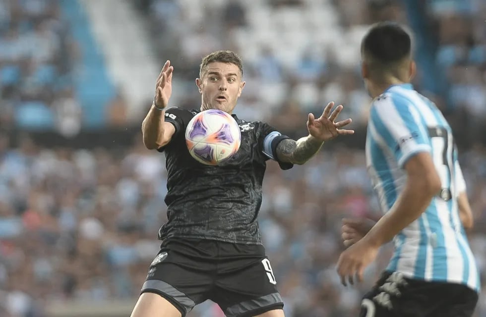La promesa de gol de Belgrano, Pablo Vegetti. Ojos bien abiertos para enfrentar a River (La Voz).