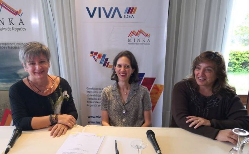 Shannon Music, directora ejecutiva de la Fundación VIVA Idea de Costa Rica; Estela Sánchez, directora de Fundación Minka; y Silvia Ficoseco, de la Unión Empresarios de Jujuy.