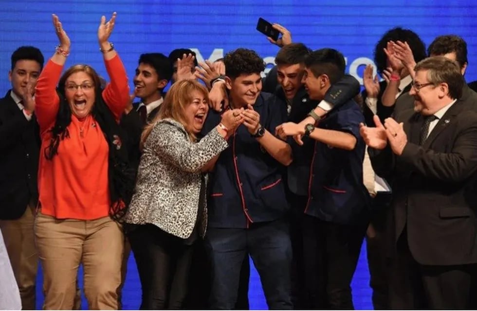 Los chicos recibieron las felicitaciones, en persona, del presidente Mauricio Macri.