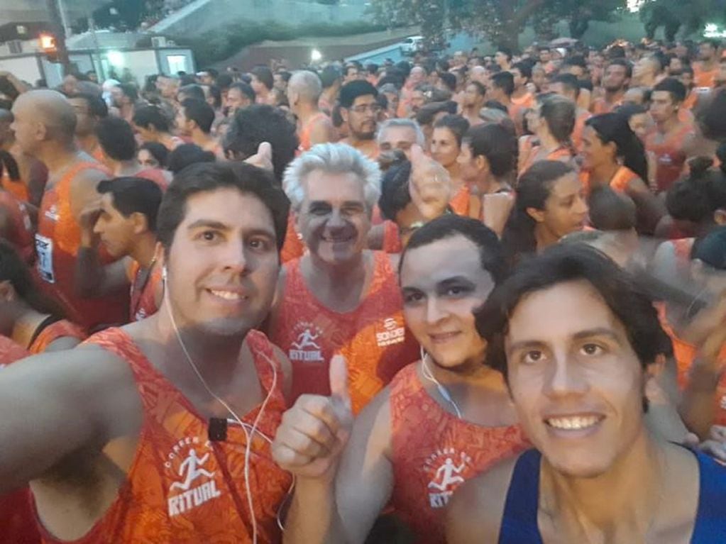 El deportista también estuvo en febrero en la ciudad para participar de la tradicional maratón nocturna de Sonder. (Facebook)
