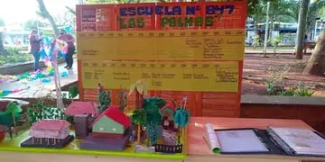 Alumnos de escuelas primarias de Eldorado realizaron exposición de maquetas en la plaza Sarmiento