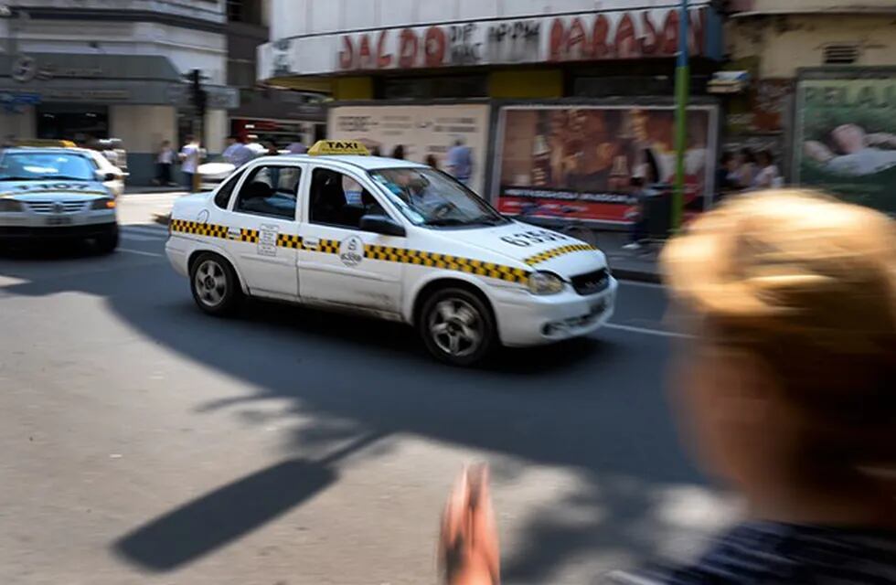 Taxis en Tucumán.