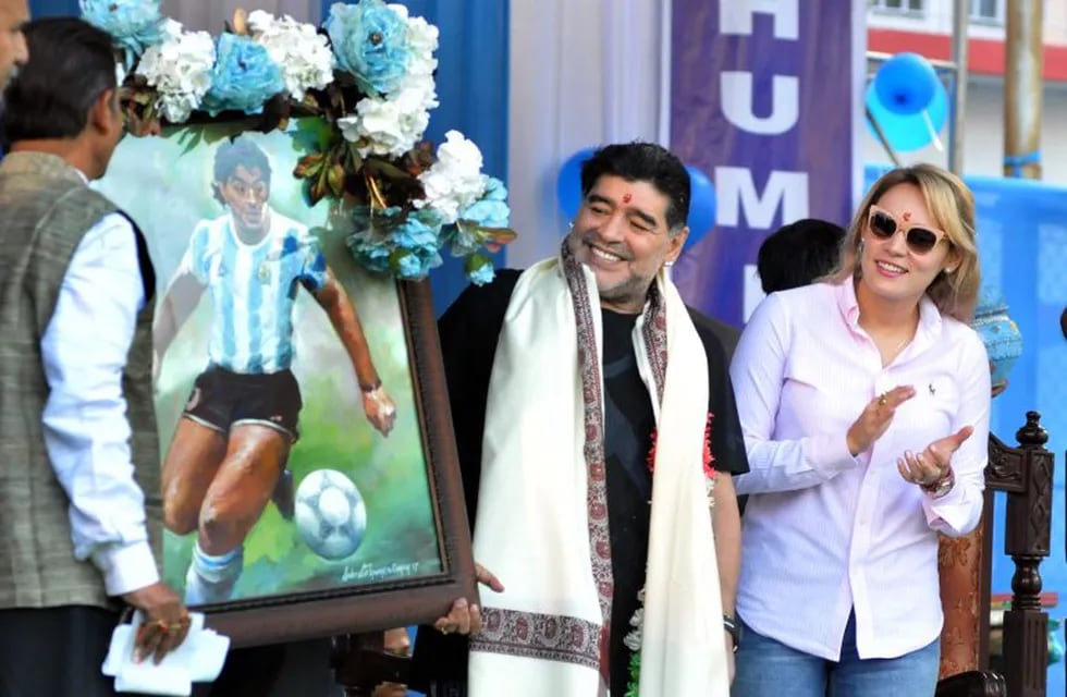 Diego Maradona fue recibido como un ídolo en India. Foto: DPA.