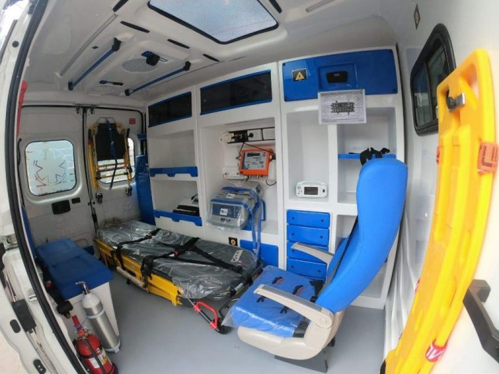 Ambulancia de alta complejidad, interior.