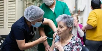 Vacunación de refuerzo contra el coronavirus en Santa Fe