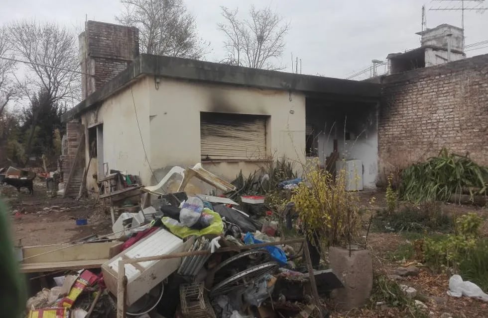 La Calera: casa afectada por el incendio.