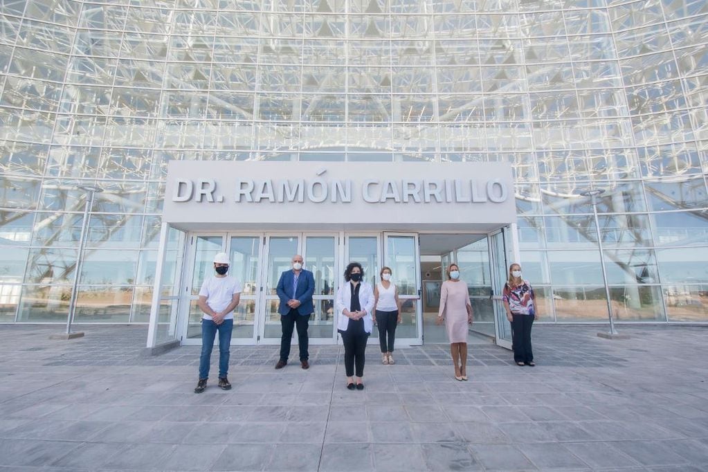 Carla Vizzotti visitó el nuevo Hospital Central “Dr. Ramón Carrillo” y el Laboratorio Provincial de Salud Pública de San Luis.