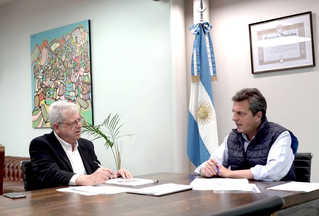 Gabriel Rubinstein junto con Sergio Massa en el Ministerio de Economía. 