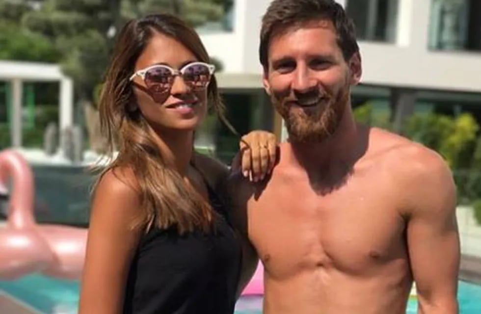 Lionel Messi, y una sugerente foto junto a su esposa Antonela.