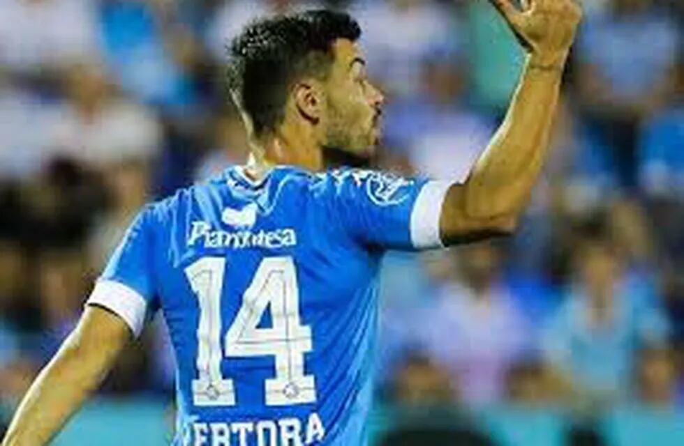Quería seguir en Superliga, y lo hará en el Colón de Pablo Lavallén. Se fue Lértora.