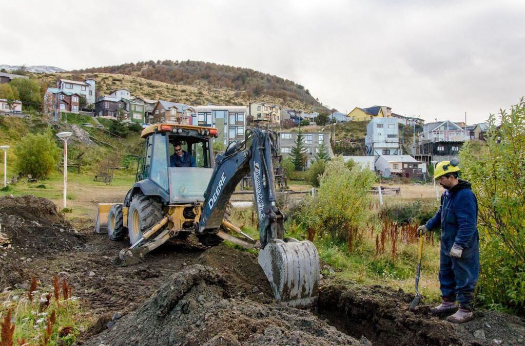 Ushuaia: realizan obras pluviales en el barrio Mirador del Fernández
