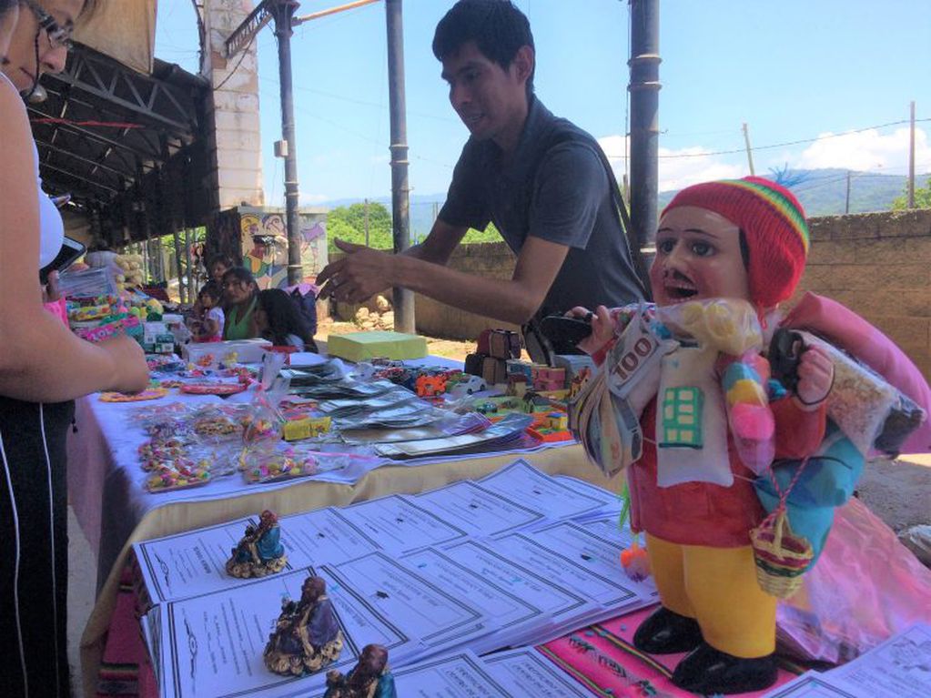 Este domingo llega a su fin la Feria de la Alasita, que comenzó el viernes último en San Salvador de Jujuy.