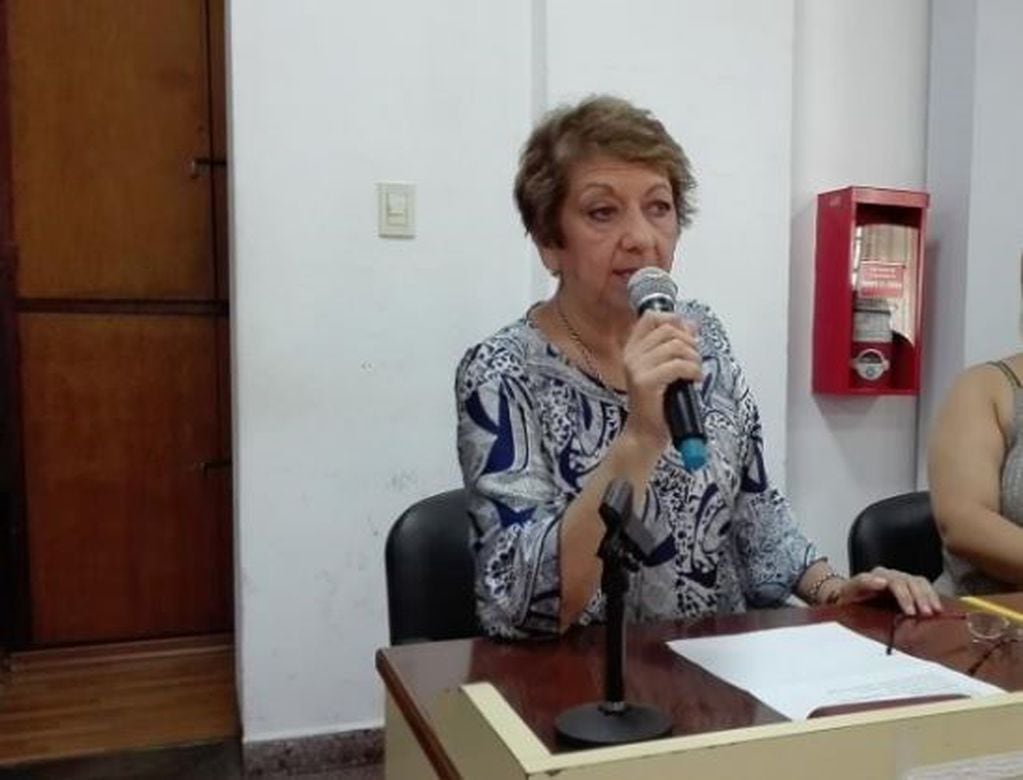 Secretaria de acción social del municipio, Ana Lara (web)