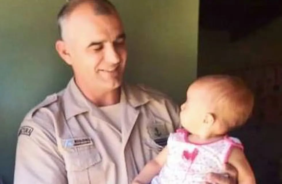 Una nena de 11 meses sufrió un parálisis respiratorio y un Prefecto le salvó la vida en Federación