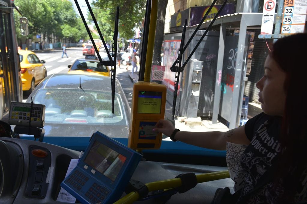 Incertidumbre sobre el futuro del costo del boleto de transporte urbano en la ciudad de Córdoba. (José Gabriel Hernández / La Voz)