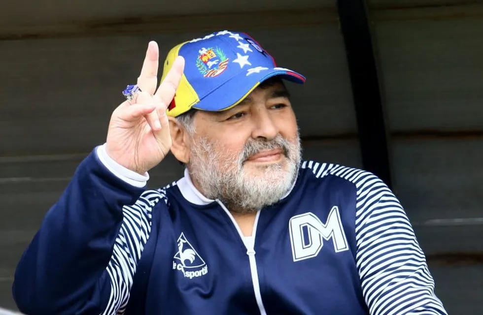 Diego Maradona dejó de ser el entrenador de Gimnasia. (EFE)