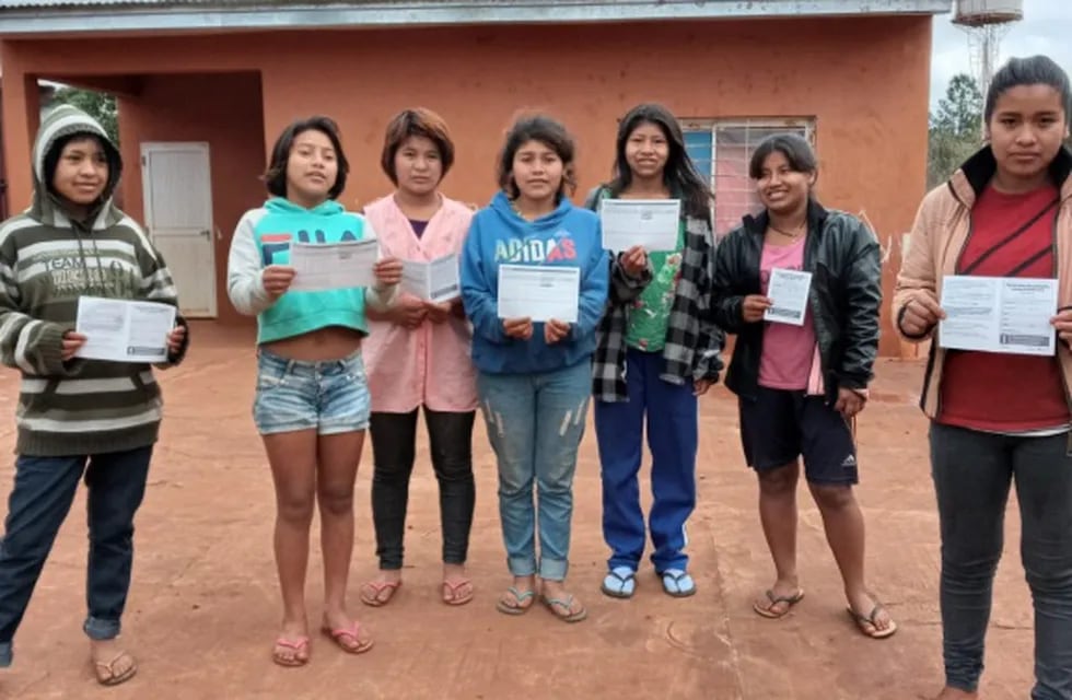 Miembros menores de edad de comunidades Mbya-Guaraní iniciaron su proceso de inmunización.