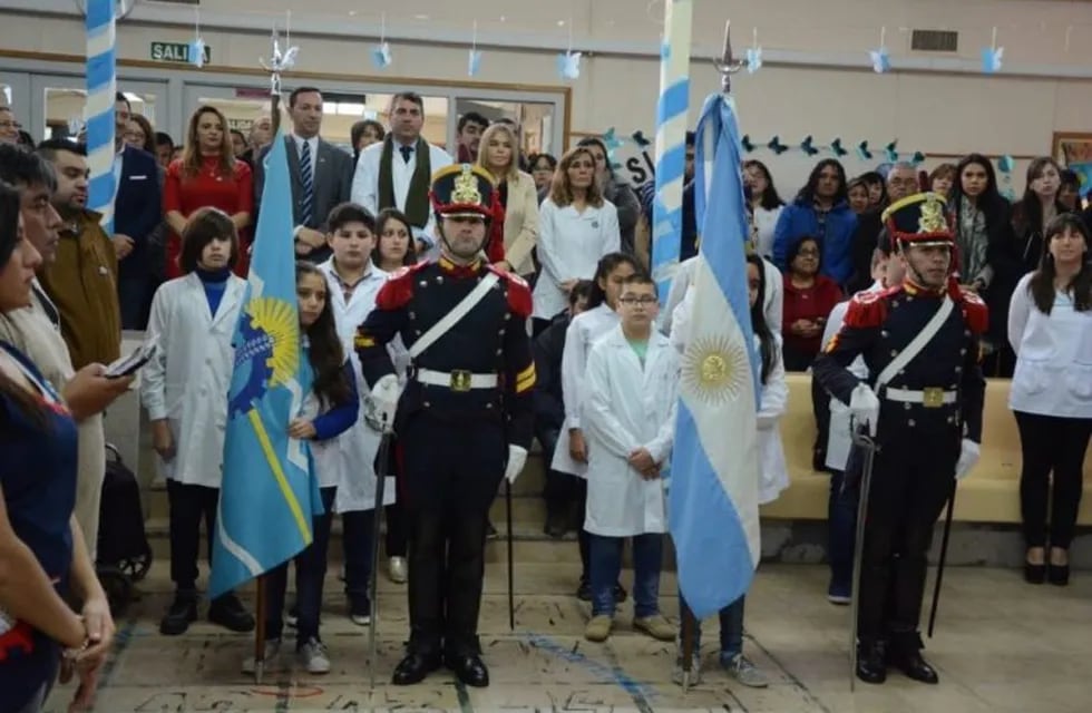 Acto por el Día de la Bandera en Chubut.