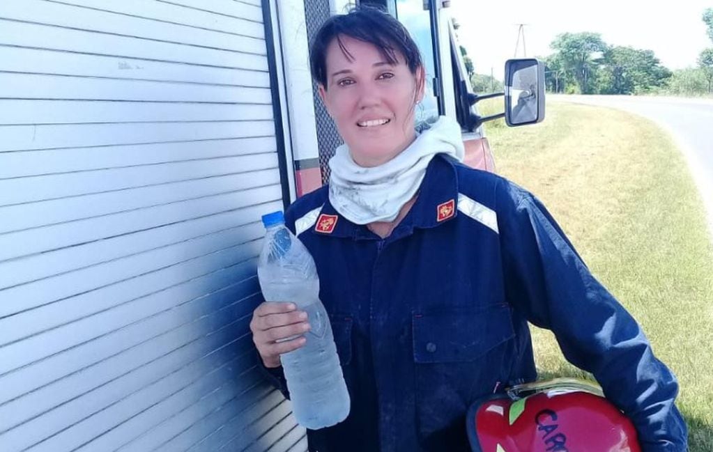 Carolina Rodríguez, la bombera y docente de Corrientes consiguió el dinero para operarse.