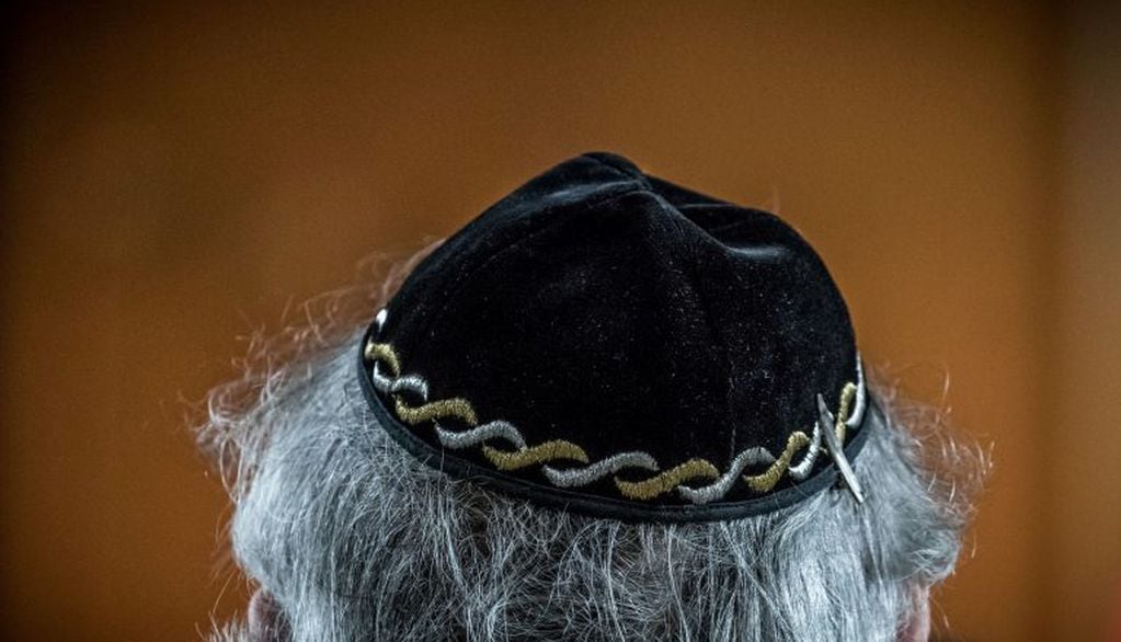 Kipá, la gorra tradicional que identifica al judaísmo\u002E