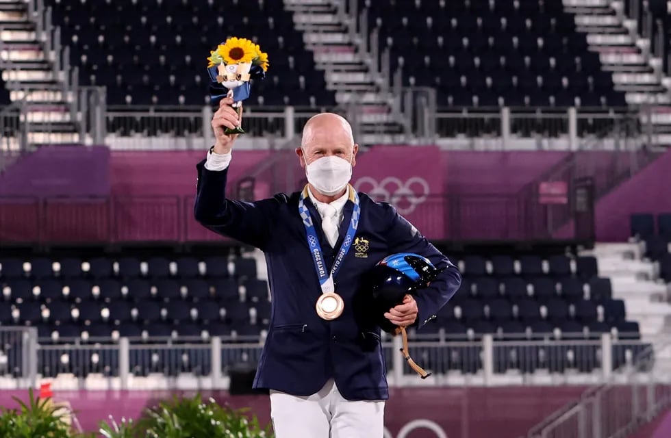 Andrew Hoy ganó dos medallas en los Juegos Olímpicos Tokio 2020 a los 62 años.
