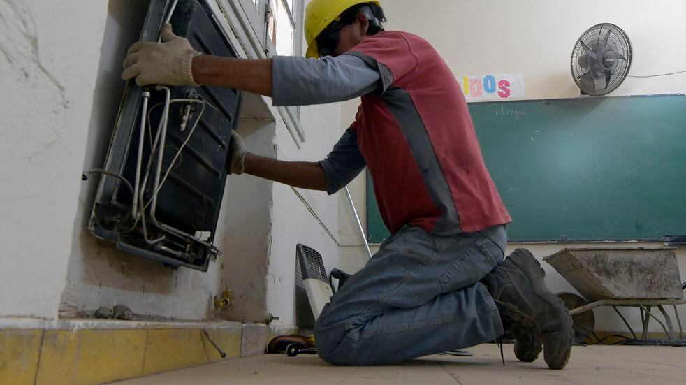 Calefacción en escuelas. (Orlando Pelichotti / Los Andes)