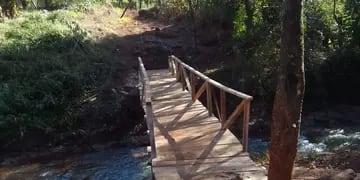 Eldorado: construyeron un puente peatonal para vecinos del barrio Elena