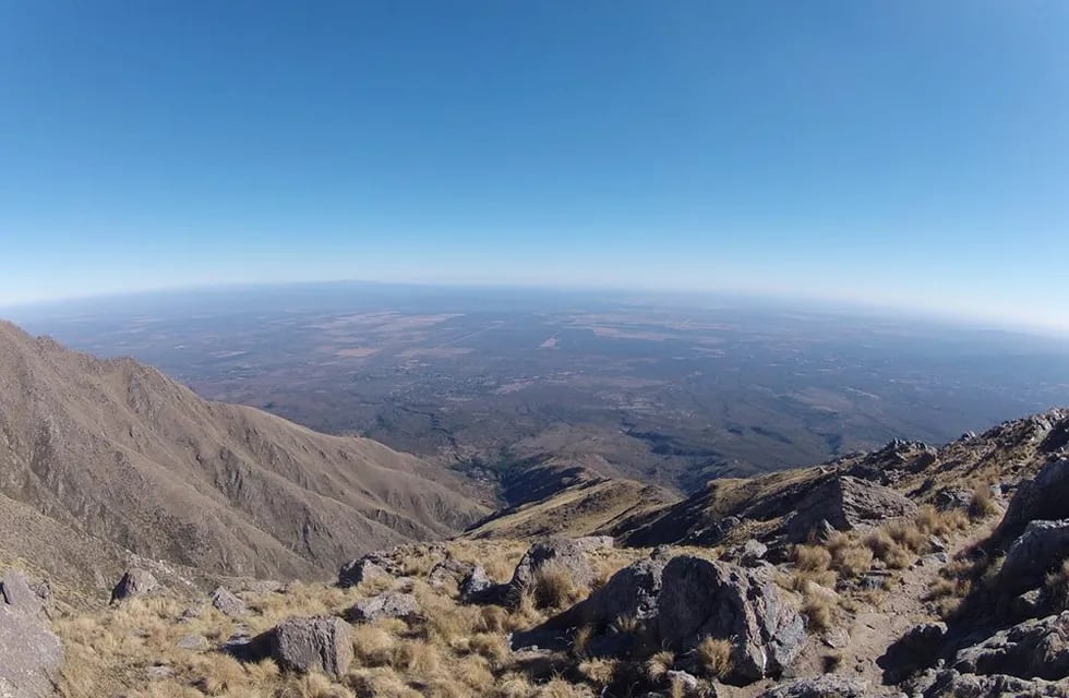 Una imagen del sorprendente Cerro Champaquí. (Foto: Agencia Córdoba Turismo)
