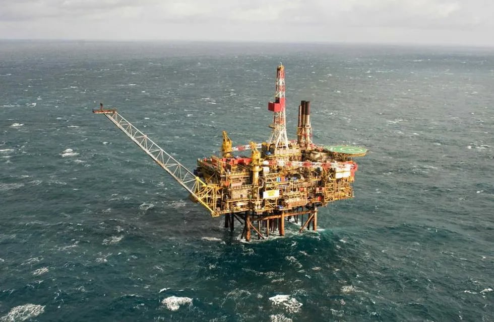 Petroleras están habilitadas para explorar en el Mar Argentino. (Reuters)