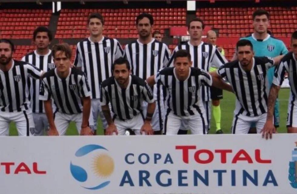 Gimnasia derrotó a Talleres de Córdoba y pasó de fase en la Copa Argentina.