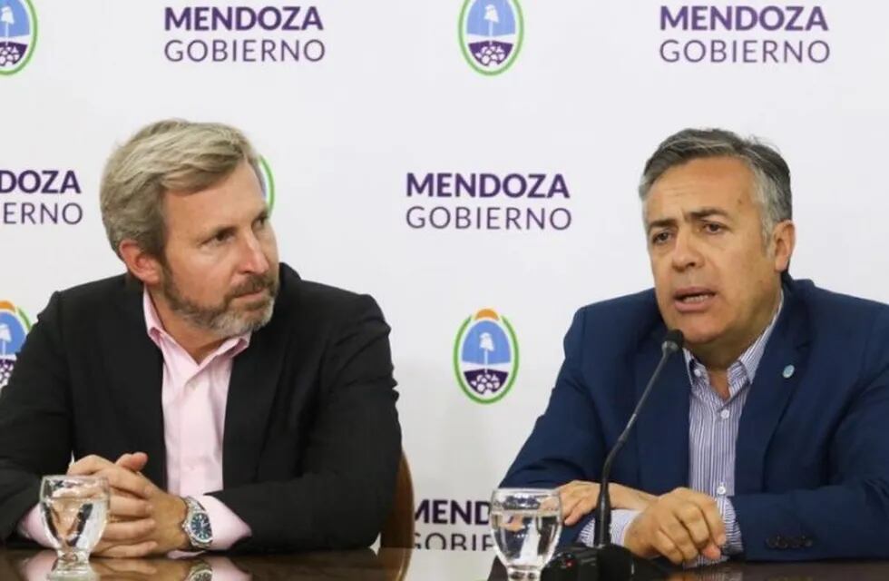 El ministro del Interior, Rogelio Frigerio y el gobernador de Mendoza, Alfredo Cornejo.