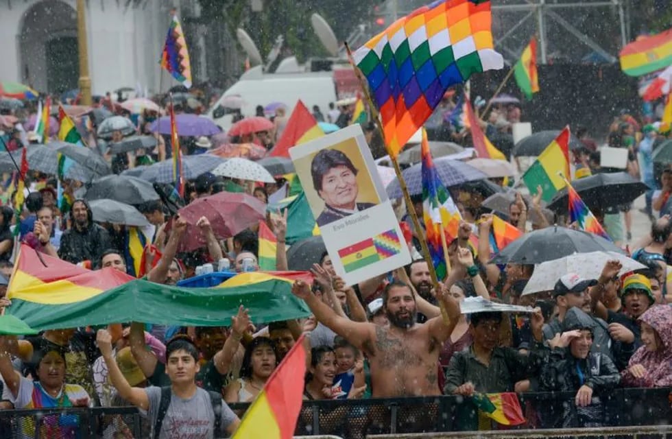 Marcha en Plaza de Mayo a favor de Evo Morales (Foto:Clarín)