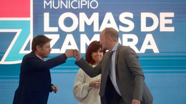 Martín Insaurralde con Axel Kicillof y Cristina Kirchner