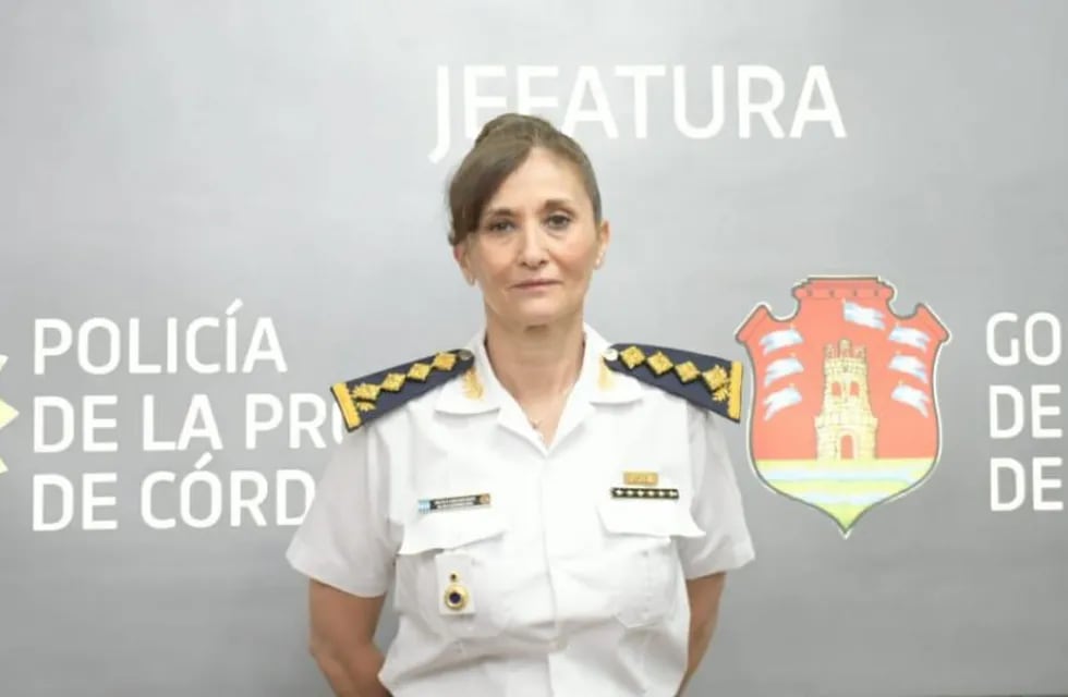 Liliana Rita Zárate Belletti,  jefa de la Policía.