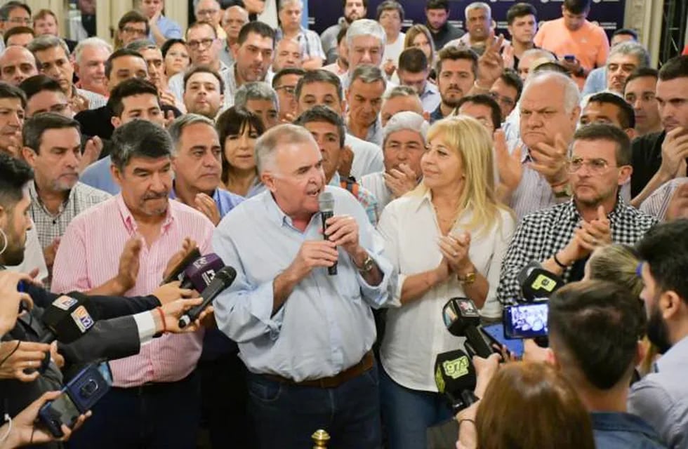 Gobernador Osvaldo Jaldo en conferencia de prensa luego de los resultados del balotaje