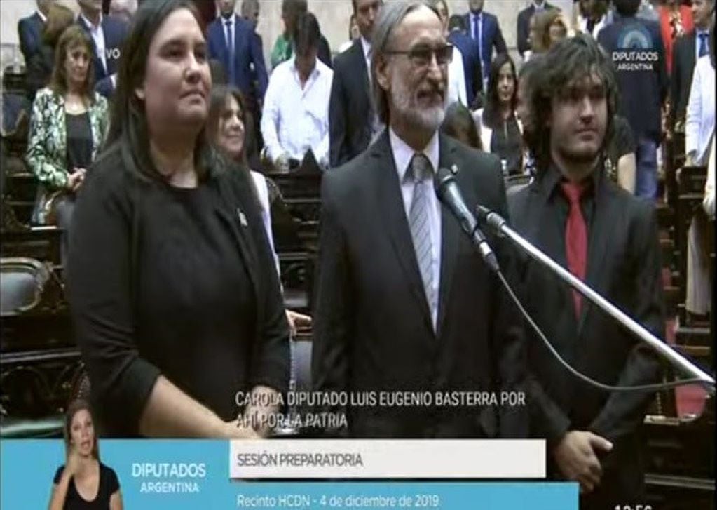 Los diputado Graciela Parola y Luis Basterra juraron juntos