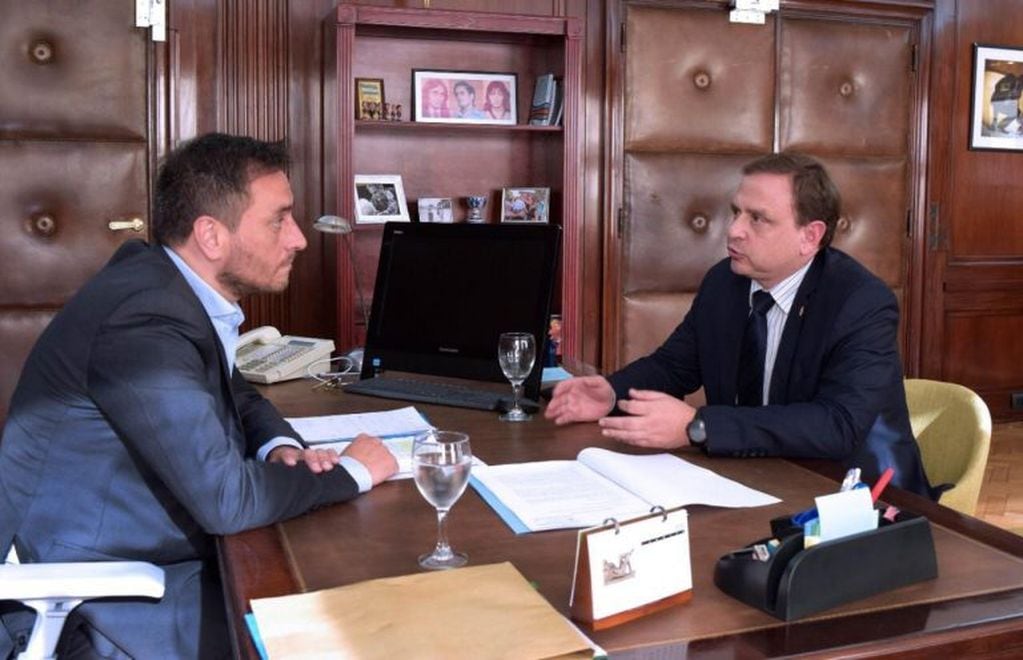 El ministro Cabandie recibió al senador Guillermo Snopek en su despacho.