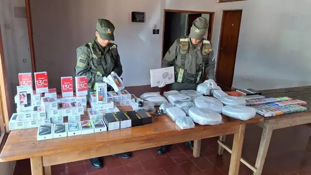 Operativo de Gendarmería descubre millonario contrabando en la RN 12 en Colonia Victoria