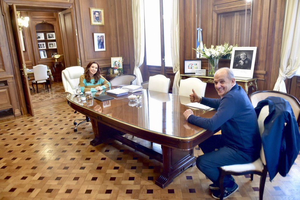 Cristina Kirchner se reunió con Pablo Zurro, Intendente de Pehuajó.
