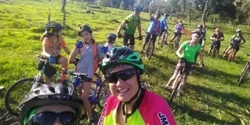 Bicicleteada para niños en Colonia Wanda