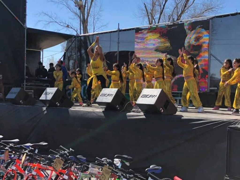 Zumba en los festejos del Día del Niño 2019