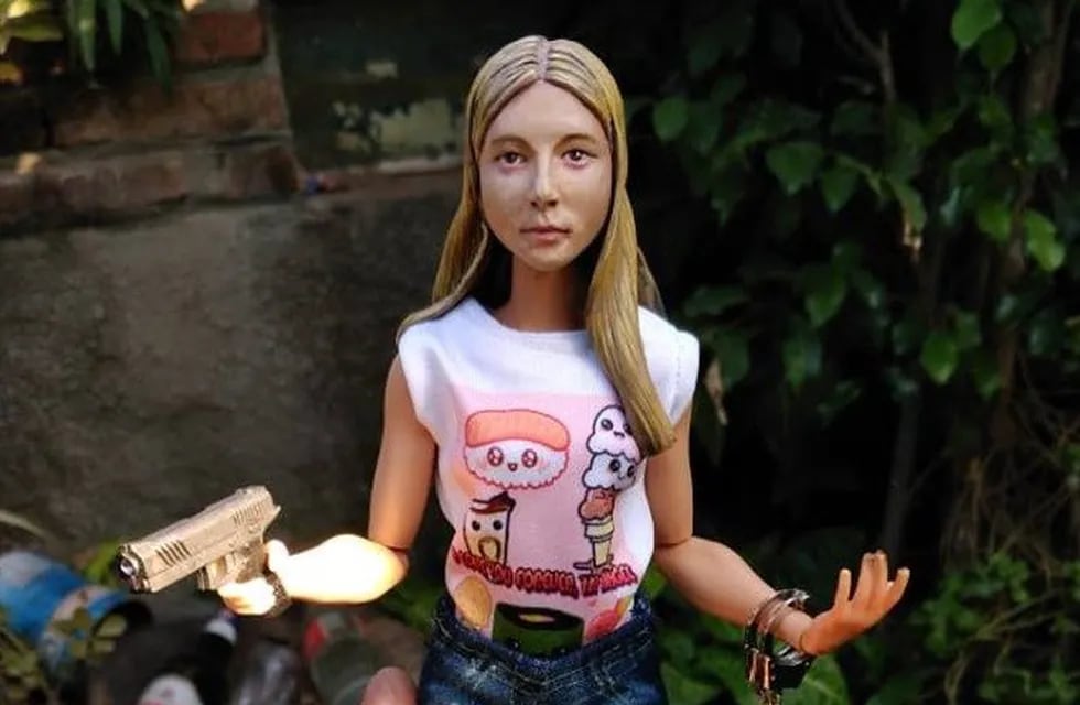 La muñeca de Nahir Galarza fue vendida en 900 pesos. (Facebook)