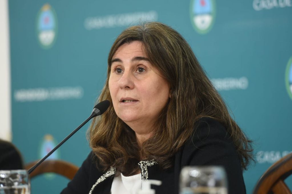 Ministra de Salud, Ana María Nadal. 