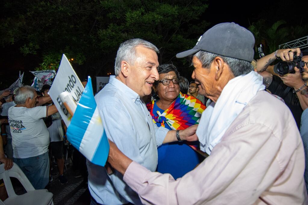 Morales saludó a militantes de la UCR, simpatizantes de Juntos por el Cambio y miembros de la comunidad Qom que asistieron al acto en Formosa capital.
