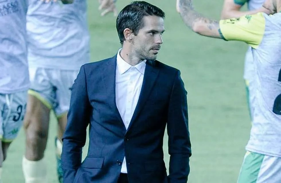 Tras seis derrotas seguidas, Fernando Gago dejó su cargo como entrenador de Aldosivi.