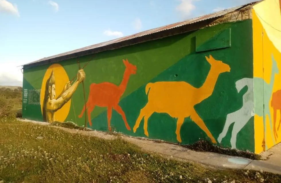 1er Encuentro Provincial de muralistas fueguinos en la ciudad de Tolhuin