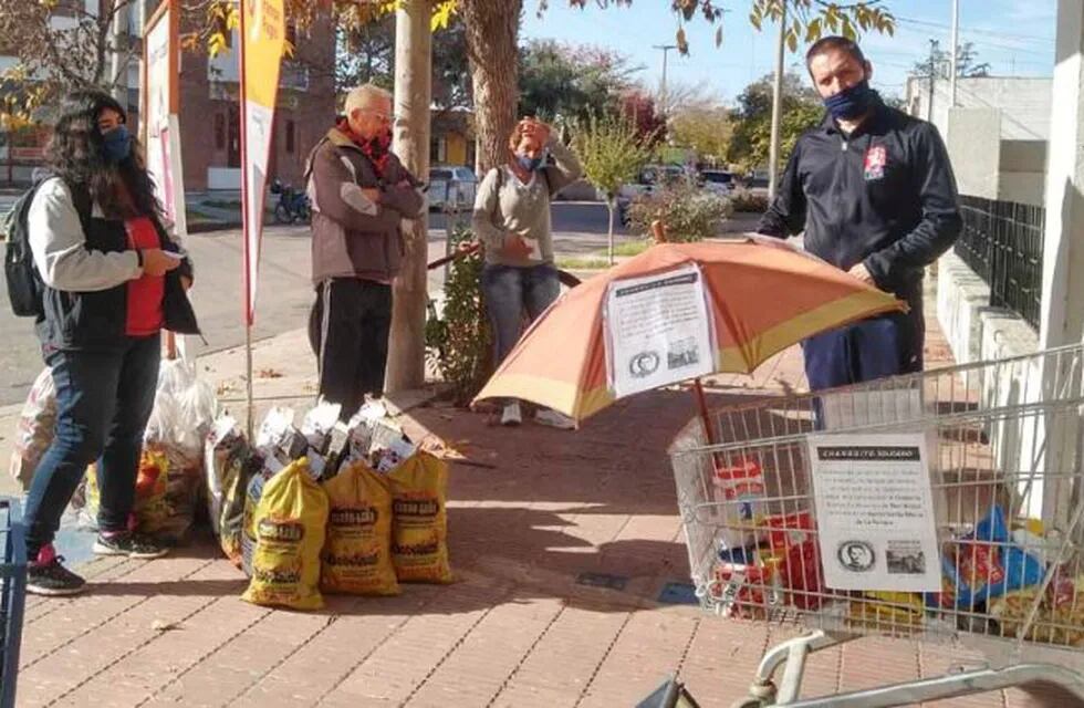 Kiosquero solidario (Vía Santa Rosa)