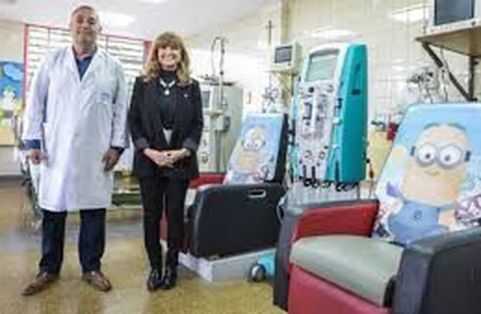 Rotary donó equipos de hemodiálisis al Notti