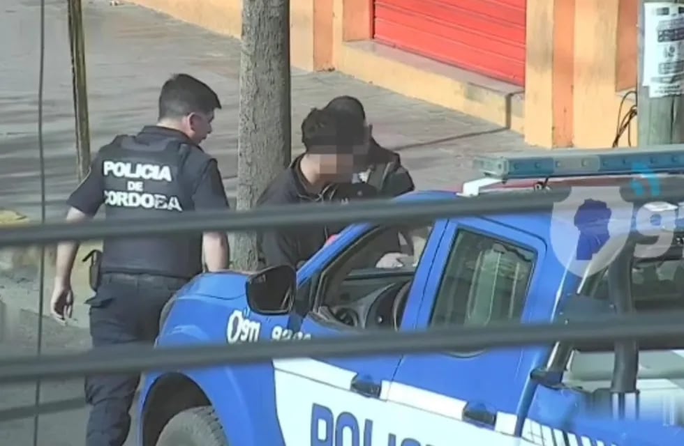 El joven fue detenido en barrio Pueyrredón. (Captura)